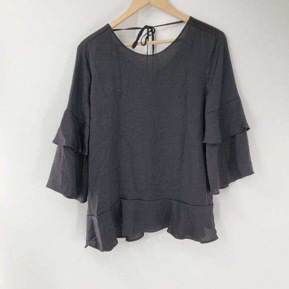 Ann Taylor Tops - NWT$89 Ann Taylor Medium Black 1/2 Sleeve‎ Top
